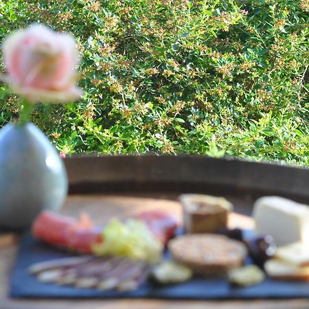 Le Lion D'Or En Perigord Bed & Breakfast Mauzac-et-Grand-Castang Екстериор снимка