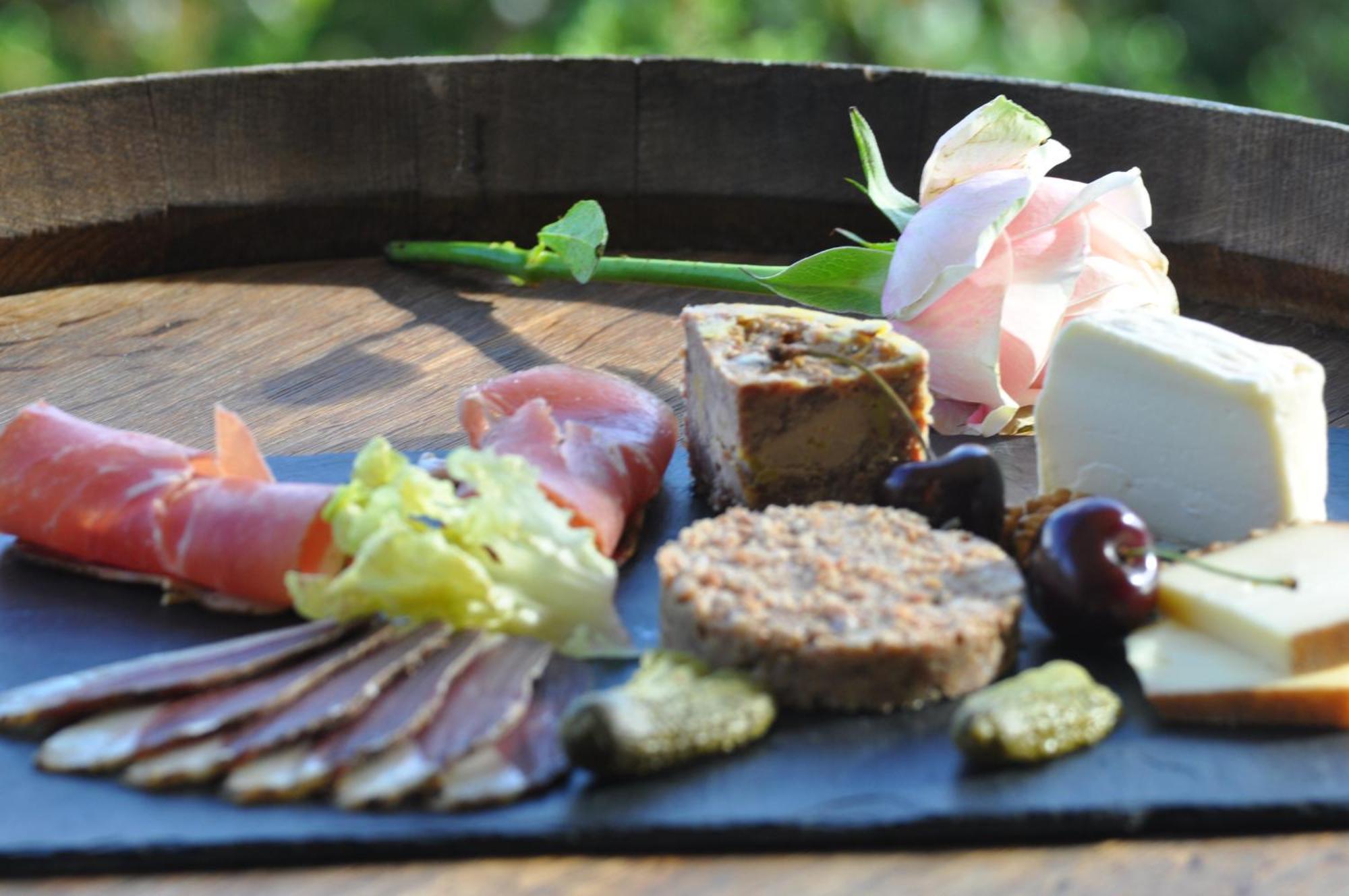 Le Lion D'Or En Perigord Bed & Breakfast Mauzac-et-Grand-Castang Екстериор снимка